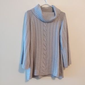 Wide Sleeve Scoop Neck GraySlive Metallic Acrylic